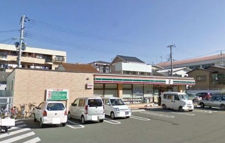 近くのセブンイレブン西明石南町店まで600m(徒歩8分)