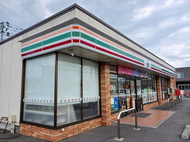 近くのセブンイレブン石巻あゆみ野店まで800m（徒歩10分）