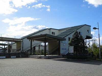 近くの羽前千歳駅まで1,100m（徒歩14分）