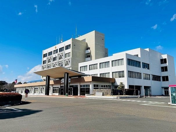 近くの名取市役所まで470m（徒歩6分）