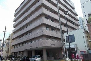 近くの病院まで750m（徒歩10分）