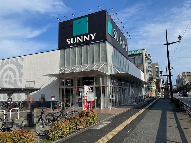 近くのサニー水前寺店まで400m（徒歩5分）