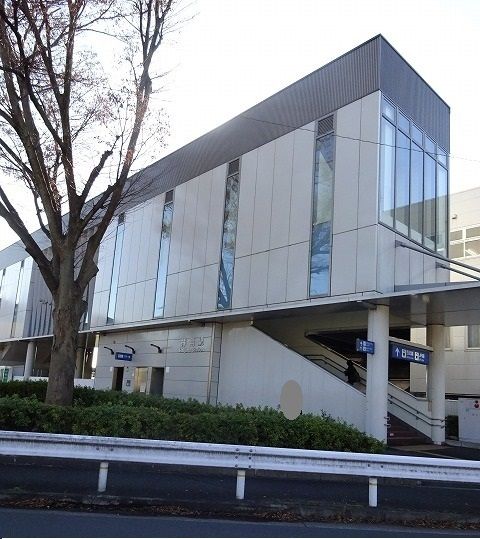 近くの拝島駅まで1,600m（徒歩20分）