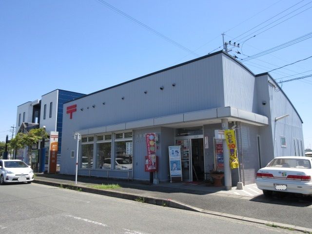 近くの清里郵便局まで480m(徒歩6分)