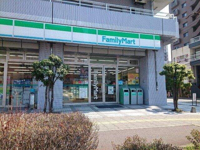近くのコンビニまで1,100m（徒歩14分）