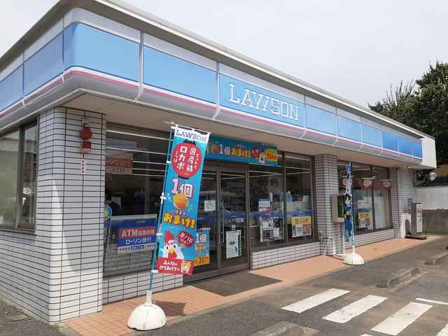 近くのコンビニまで368m（徒歩5分）