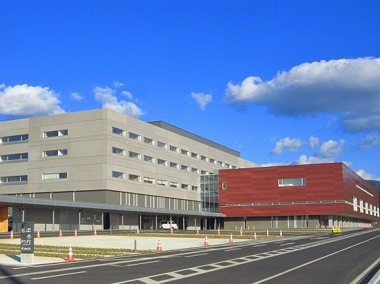 近くの立川綜合病院まで400m(徒歩5分)