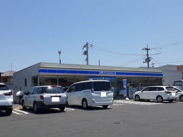 近くのローソンまで450m（徒歩6分）