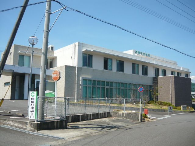 近くの枕崎市立病院まで1,200m（徒歩15分）