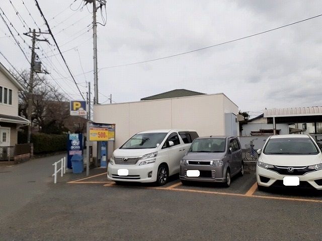 近くのコインパーキングまで120m（徒歩2分）