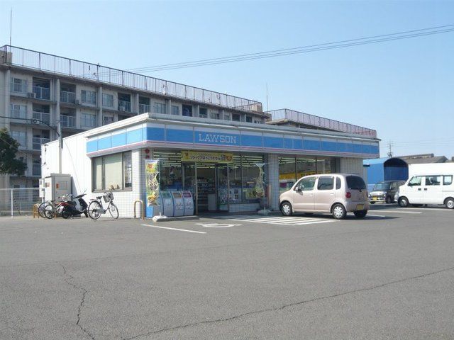 近くのローソン新居浜新田町店様まで450m（徒歩6分）