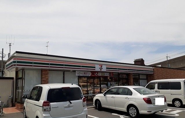 近くのセブンイレブン様まで450m（徒歩6分）