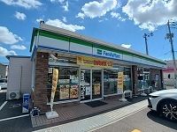近くのドン.キホーテ様まで1,000m(徒歩13分)