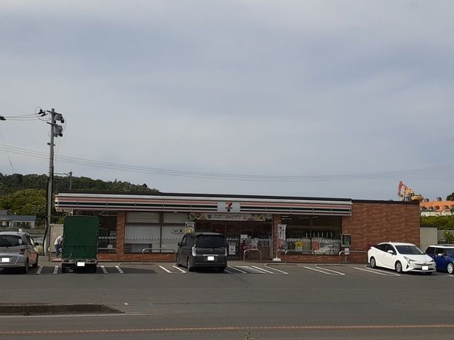 近くのセブンイレブン原町牛来店まで63m(徒歩1分)