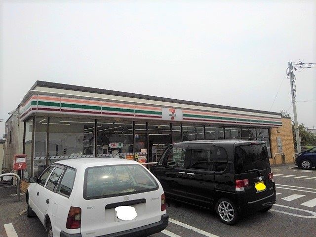 近くのセブンイレブン三豊三野町店まで1,200m（徒歩15分）