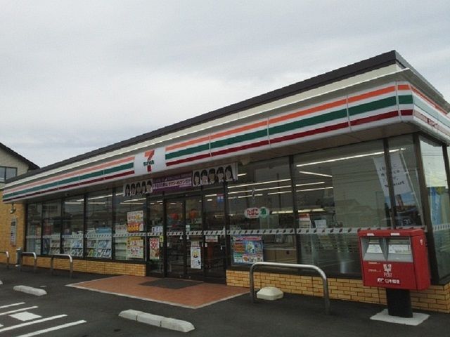 近くのセブン-イレブン 浜松下江町店まで400m（徒歩5分）