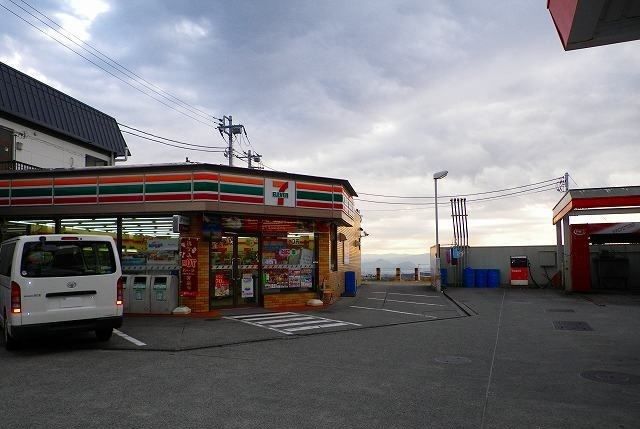 近くのセブンイレブン裾野インター店まで1,200m(徒歩15分)