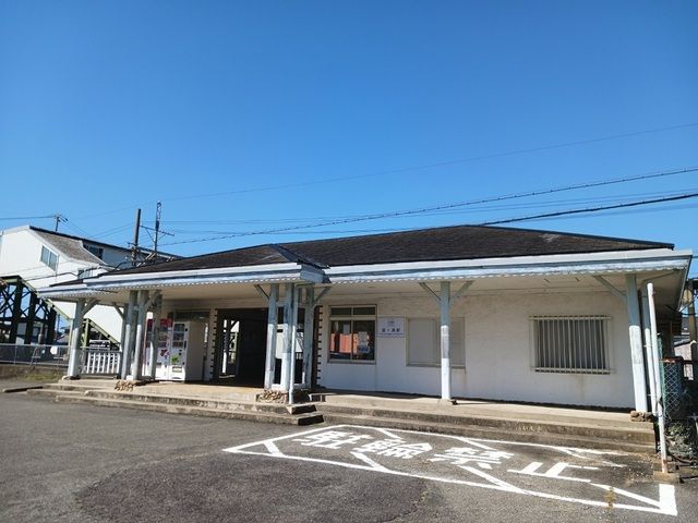 近くの近鉄鼓ヶ浦駅まで500m(徒歩7分)