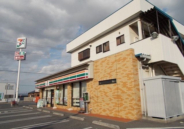 近くのセブンイレブン市原青柳店まで600m（徒歩8分）