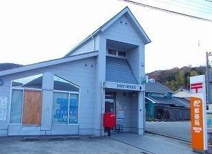 近くの郵便局さんまで960m（徒歩12分）