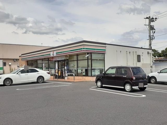 近くのセブンイレブン姶良東餅田店まで500m（徒歩7分）