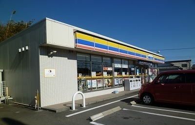 近くのミニストップ沼津根古屋店まで350m（徒歩5分）