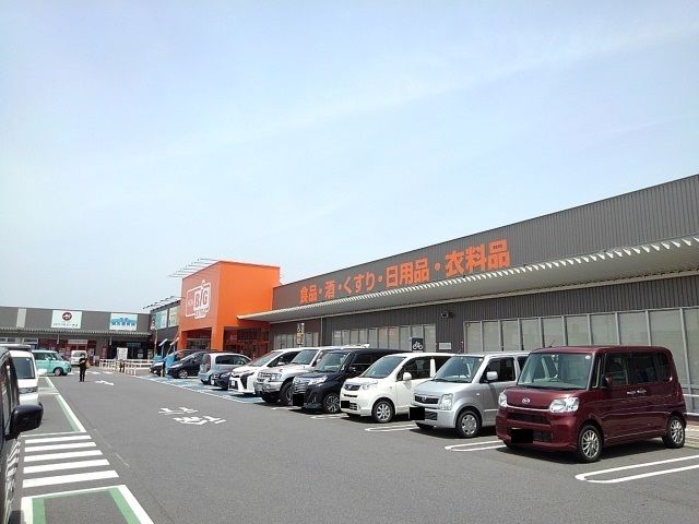 近くのザ・ビッグエクストラ鈴鹿玉垣店まで2,000m（徒歩25分）