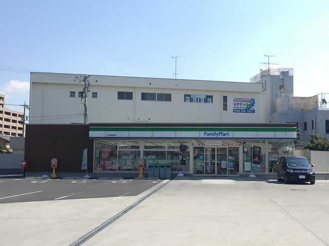 近くのファミリマート浜北貴布祢店まで350m(徒歩5分)