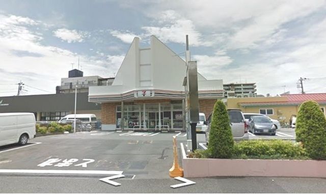 近くのセブンイレブンまで240m(徒歩3分)
