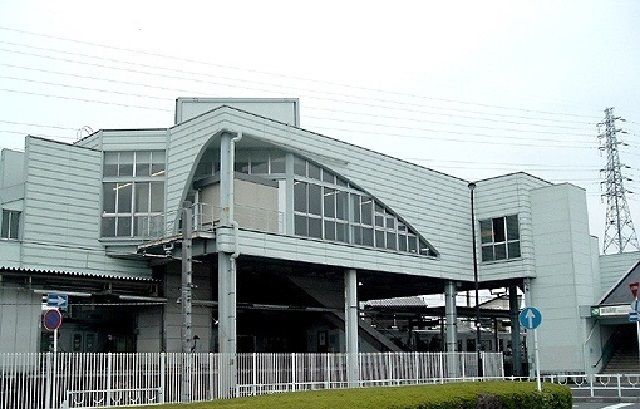 近くの原当麻駅まで250m（徒歩4分）