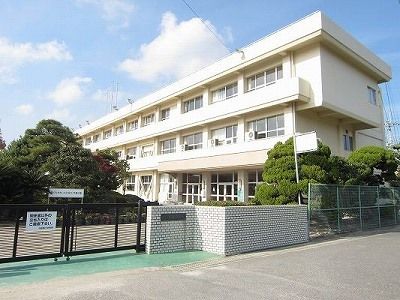 近くの北島南小学校まで170m(徒歩3分)