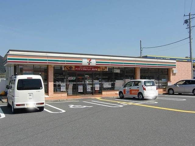近くのセブンイレブン栗東林西店まで341m(徒歩5分)