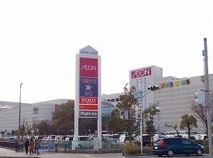 近くのリバーシティまで3,000m（徒歩38分）