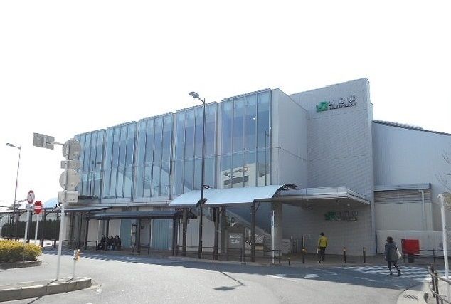 近くの西府駅まで1,400m（徒歩18分）