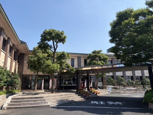 近くの米子市役所淀江支所まで2,200m(徒歩28分)