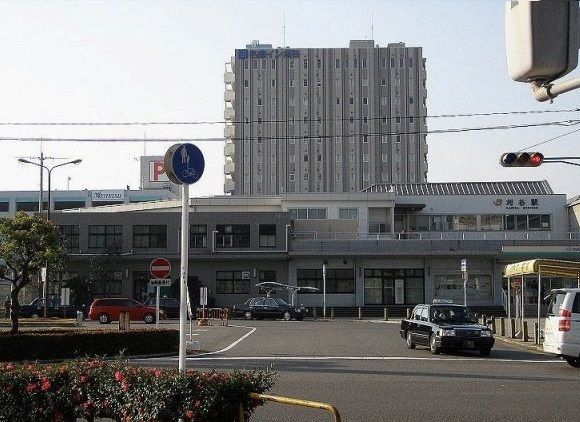 近くの刈谷駅まで1,400m(徒歩18分)