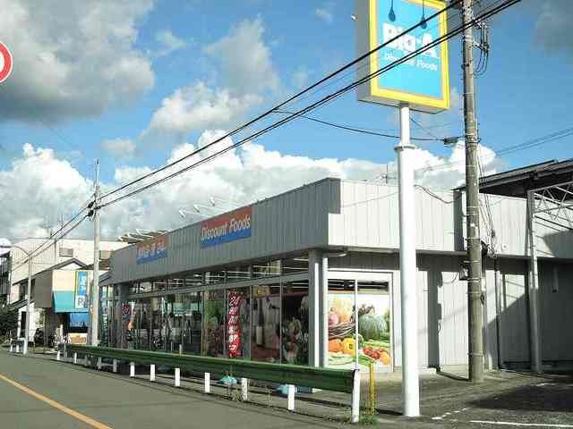 近くのスーパーＢｉｇ-Ａまで800m（徒歩10分）