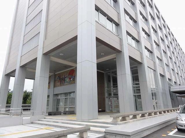 近くの鳥取県庁まで1,000m（徒歩13分）