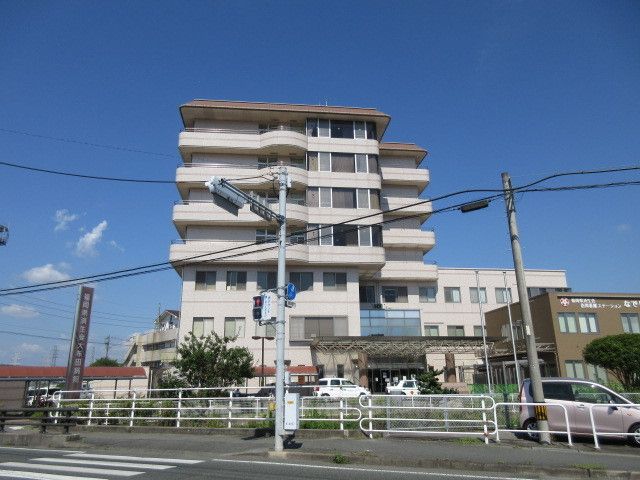 近くの済生会大牟田病院まで1,600m（徒歩20分）