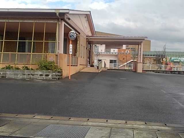 近くのさくらの杜保育園まで1,180m（徒歩15分）