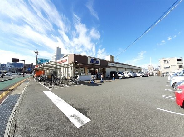 近くのエースワン 潮江店まで350m（徒歩5分）