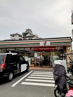 近くのセブンイレブン板橋相生町まで63m（徒歩1分）