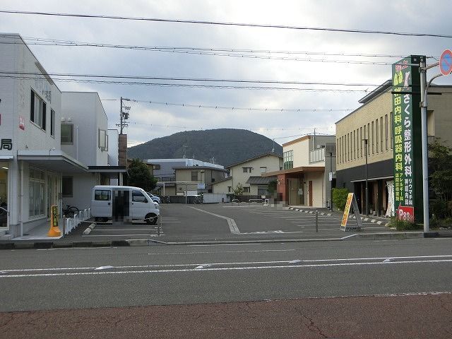 近くの秋田内科・呼吸器内科まで120m（徒歩2分）