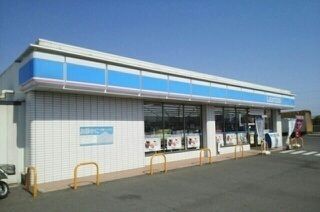 近くのローソン春日店様まで440m（徒歩6分）