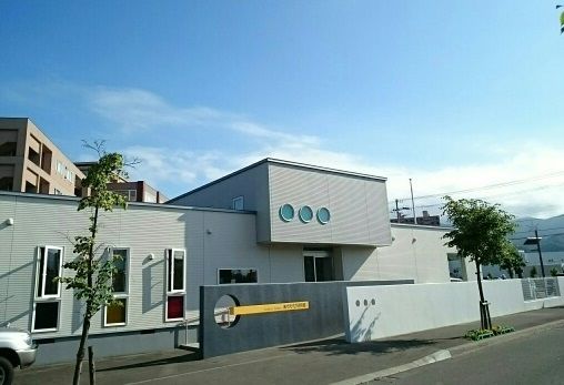 近くの明日風保育園まで1,200m（徒歩15分）