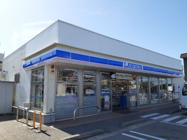 近くのローソン富山新庄町南店まで450m(徒歩6分)