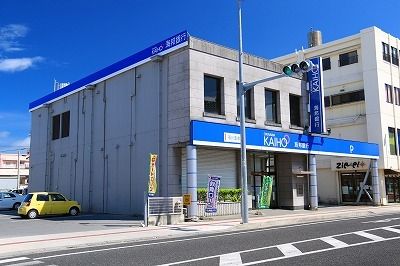 近くの沖縄海邦銀行石川支店まで400m(徒歩5分)