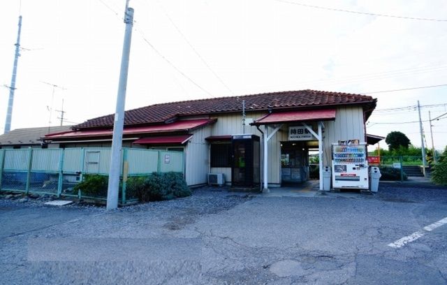 近くの持田駅まで500m(徒歩7分)
