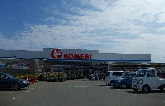近くのコメリ 仁井田南店まで450m（徒歩6分）