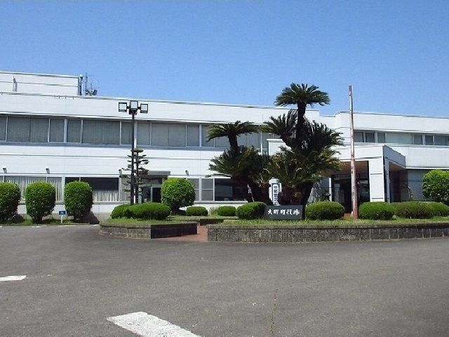 近くの大町町役場まで800m（徒歩10分）